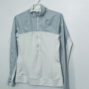 Nike half-zip